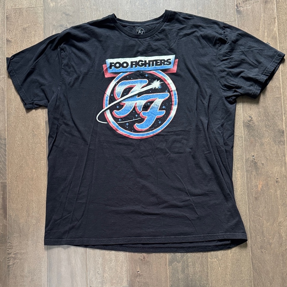 Foo Fighters Vintage Style Graphic Band Tee Black XXL Distressed Logo Concert